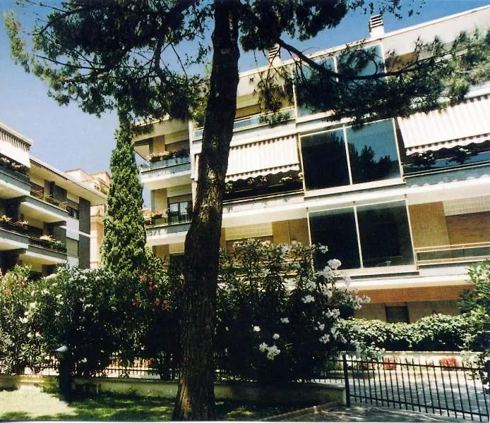 Large Family Apartment E8 Rome