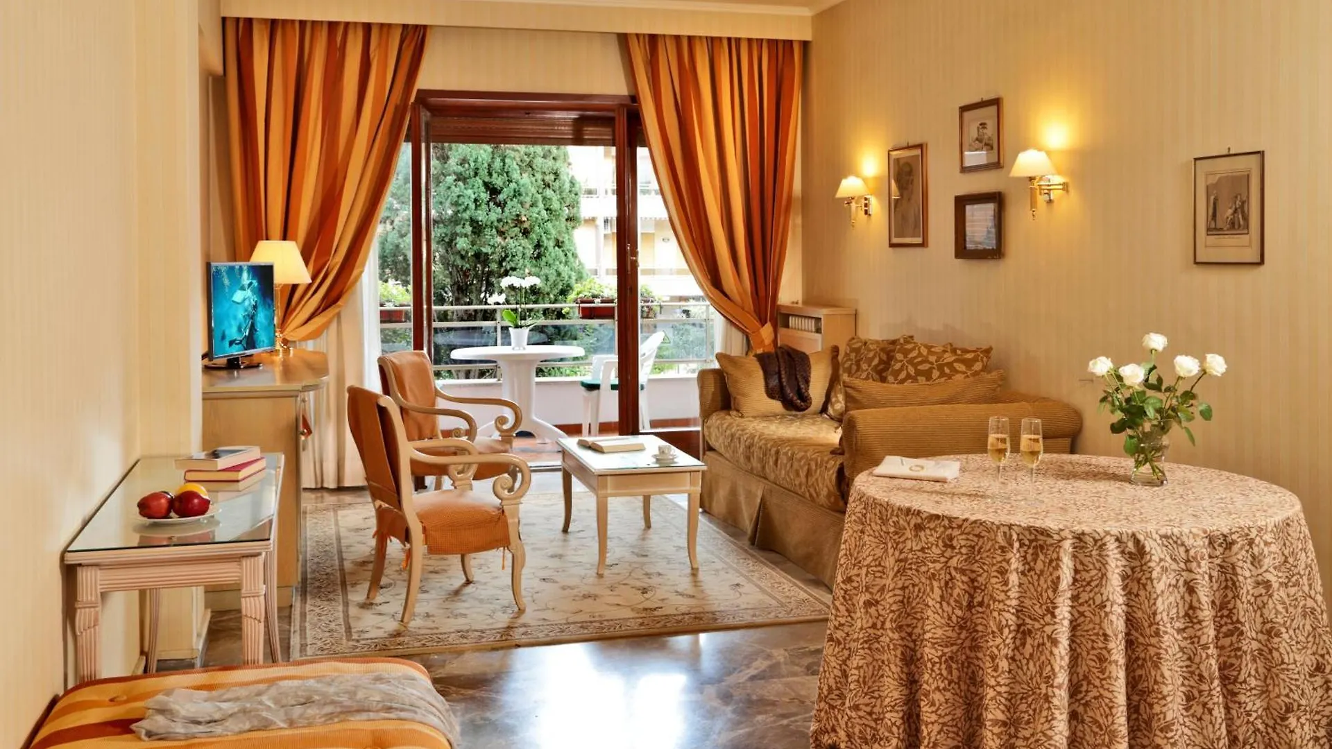 Large Family Apartment E8 Rome