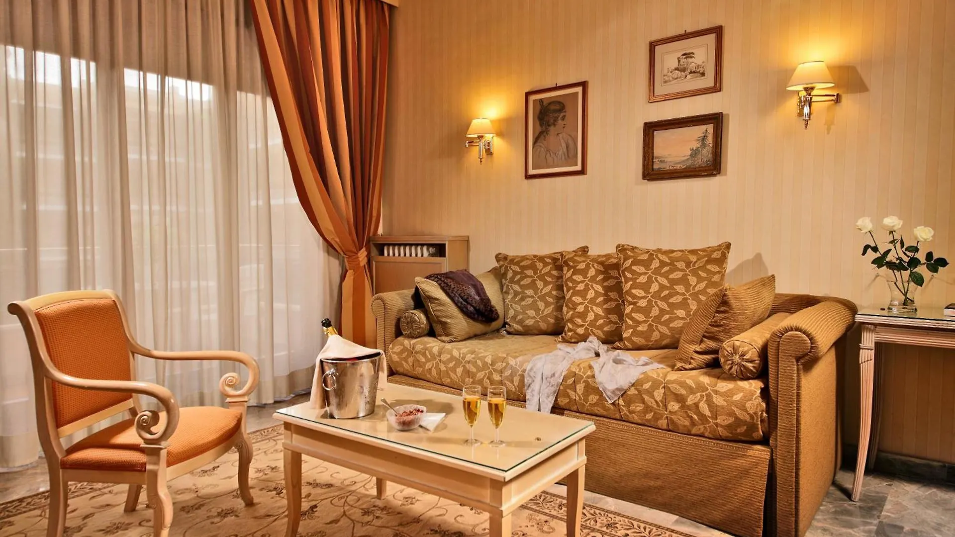 Large Family Apartment E8 Rome 0*,  Italy